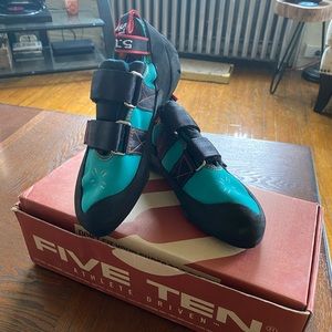 Five Ten 5.10 Anasazi LV Climbing Shoe NEW W BOX